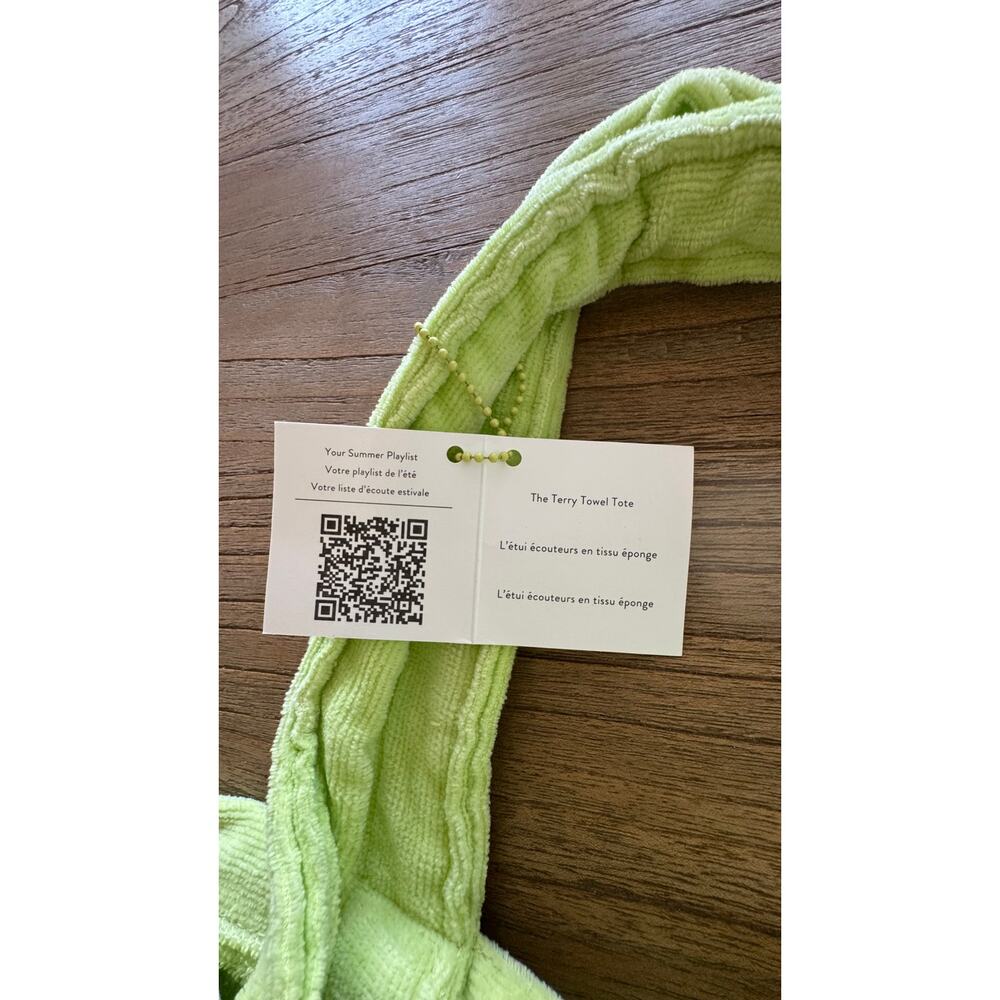 BEIS The Terry Towel Tote with inflatable Pillow in Citron - Picture 6 of 7